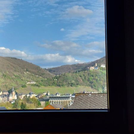 Dachgeschosswohnung Mit Burgblick In Kues Bernkastel-Kues Eksteriør bilde